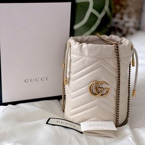 Authentic GG Marmont white matelaseé mini bucket bag.